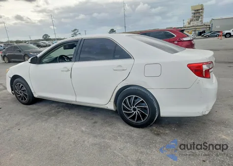 2012 Toyota Camry Le z USA, uszkodzony, nr VIN 4T1BF1FKXCU532046